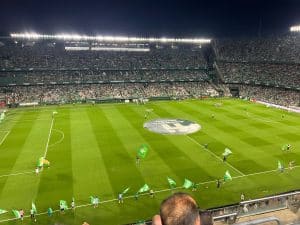 Match de football au Stade Benito Villamarin